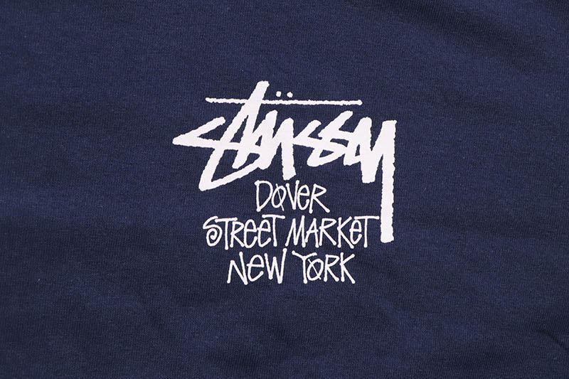 STUSSY STOCK DSM NEW YORK TEE (NAVY)