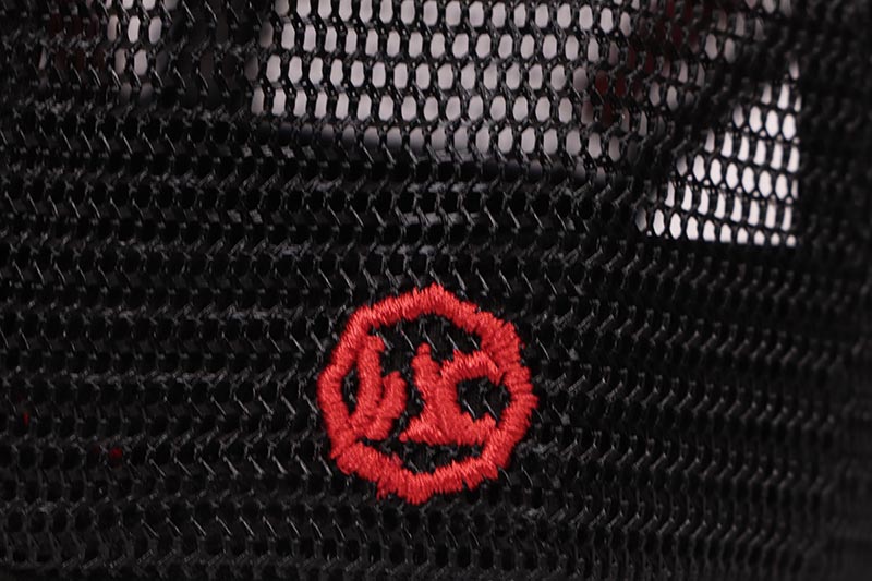 HUDSON OUTERWEAR DIAMOND 777 SUEDE TRUCKER HAT (CD0352:BLACK/RED