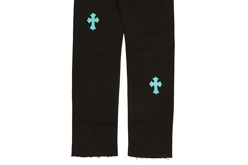 ADVANCE CROSS PATCH CUSTOM LEVI'S 505 REGULAR FIT JEANS (BLACK