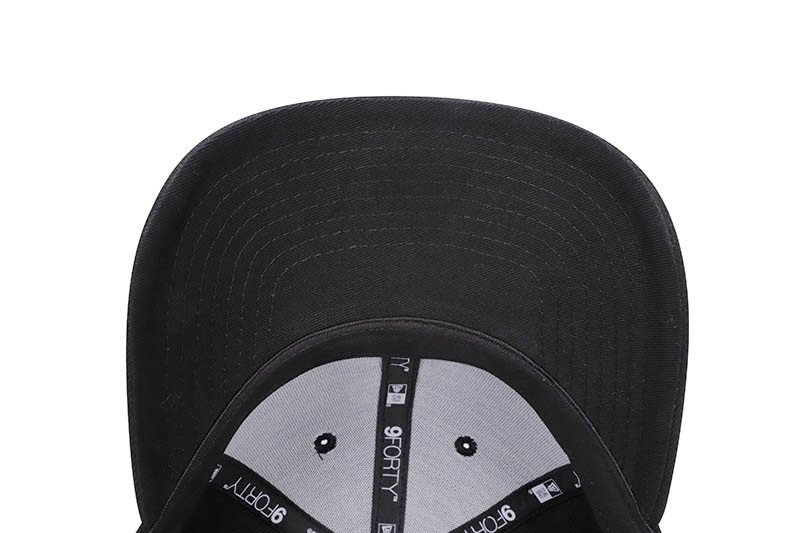 NEW ERA CHICAGO WHITE SOX 9FORTY ADJUSTABLE CAP (BLACK) 13562135 14525043