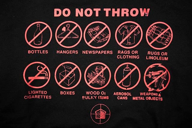 PUBLIC HOUSING SKATE TEAM DO NOT THROW HOODIE (BLACK)