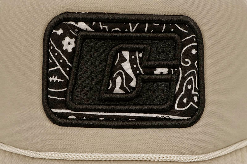 CUTTHROAT BANDANA TRUCKER HAT (BONE)