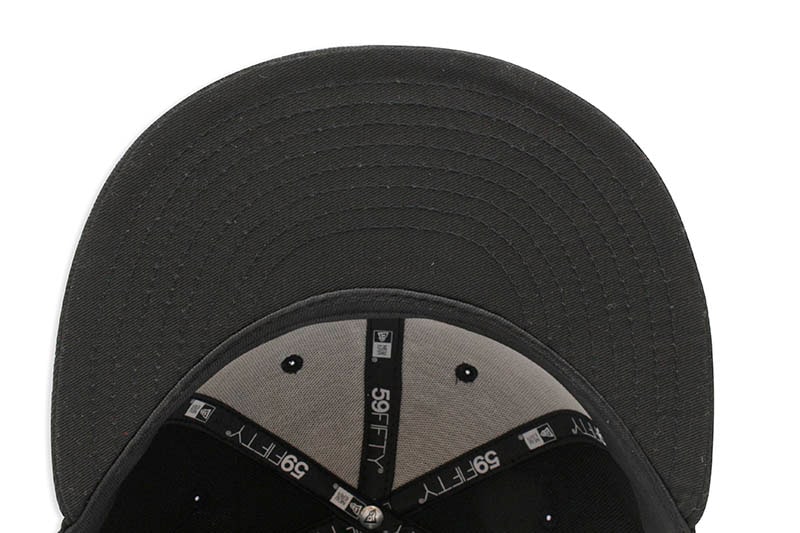 NEW ERA YOMIURI GIANTS 59FIFTY FITTED CAP (BLACK/SNOW WHITE/RUST