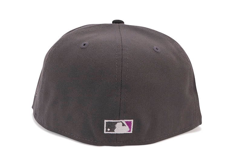 NEW ERA NEW YORK METS ROSE 59FIFTY FITTED CAP (60TH ANNIVERSARY SIDE PATCH/GREY UNDER VISOR/CHARCOAL SPARKLING GRAPE)