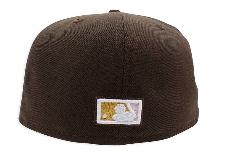 NEW ERA SAN DIEGO PADRES 59FIFTY FITTED CAP (1998 WORLD SERIES SIDE PATCH/PINK UNDER VISOR/BROWN)