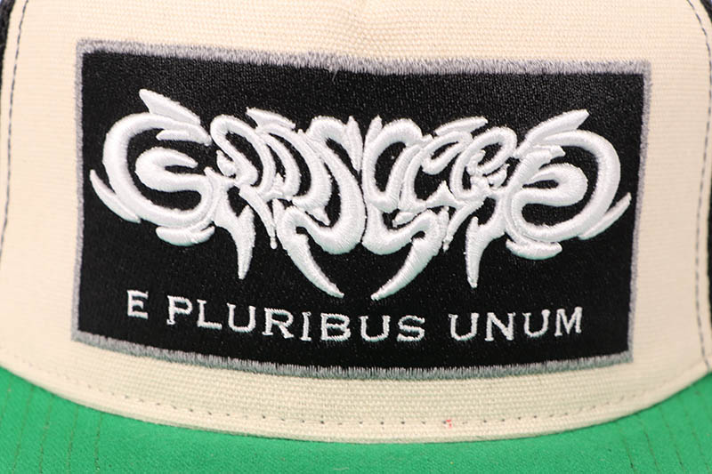 GODSPEED GS E PLURIBUS TRUCKER HAT (WHITE/GREEN)