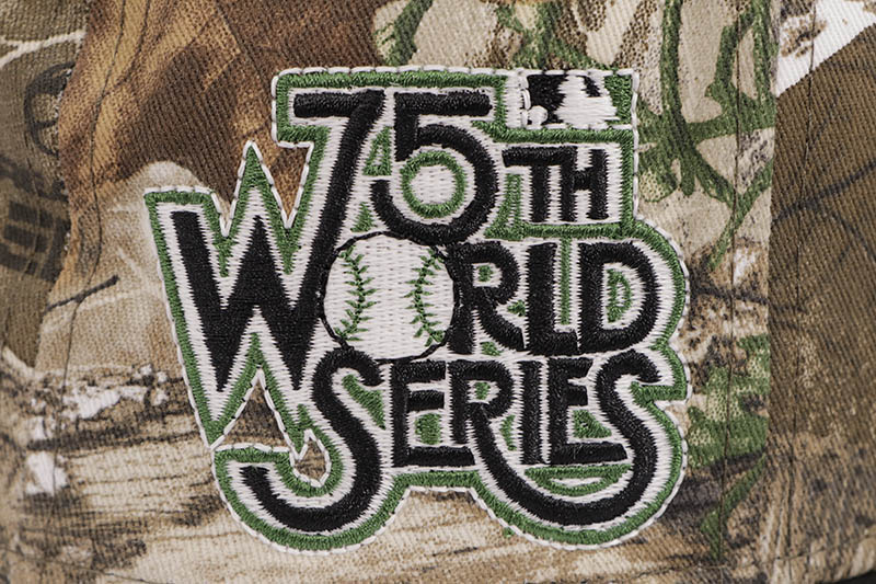 NEW ERA NEW YORK YANKEES 59FIFTY FITTED CAP (75TH WORLD SERIES SIDE PATCH/GREY UNDER VISOR/REALTREE BLACK) 70853581