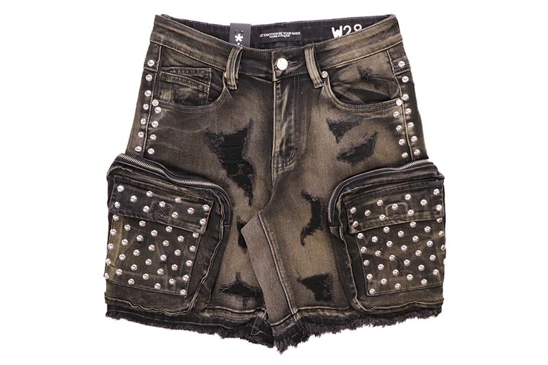 HOMME de DOULEUR STUDDED DENIM CARGO SHORTS (567:BLACK)