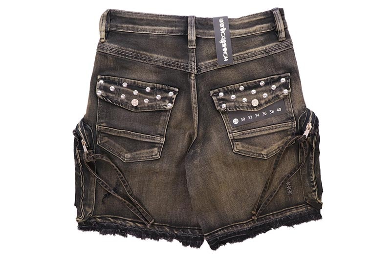 HOMME de DOULEUR STUDDED DENIM CARGO SHORTS (567:BLACK)
