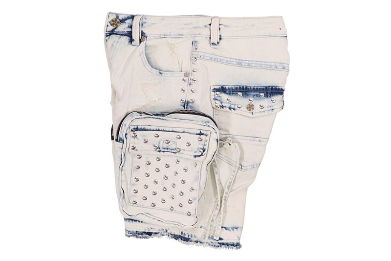 HOMME de DOULEUR STUDDED DENIM CARGO SHORTS (567:ICE BLUE)