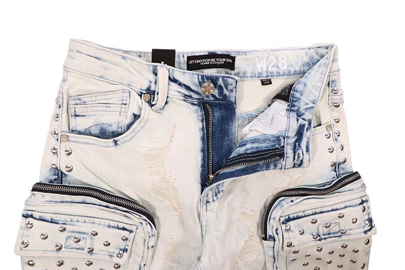 HOMME de DOULEUR STUDDED DENIM CARGO SHORTS (567:ICE BLUE)