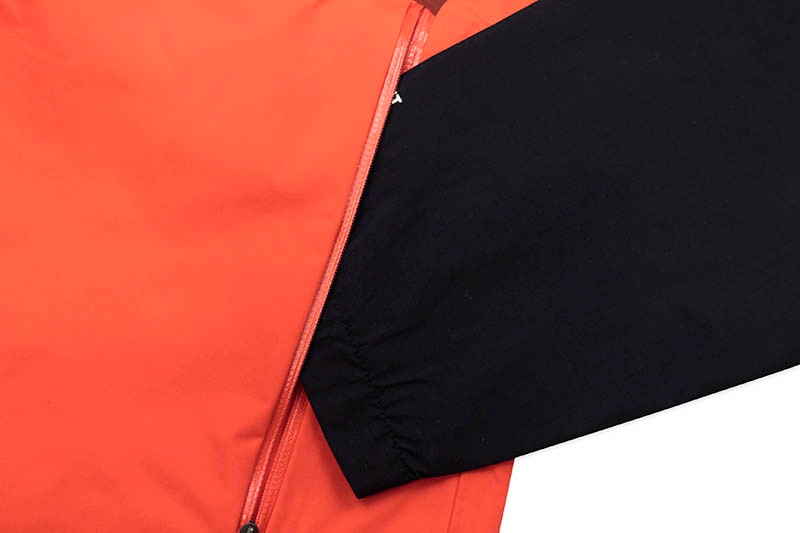 THE NORTH FACE STRATOS JACKET (FLARE 