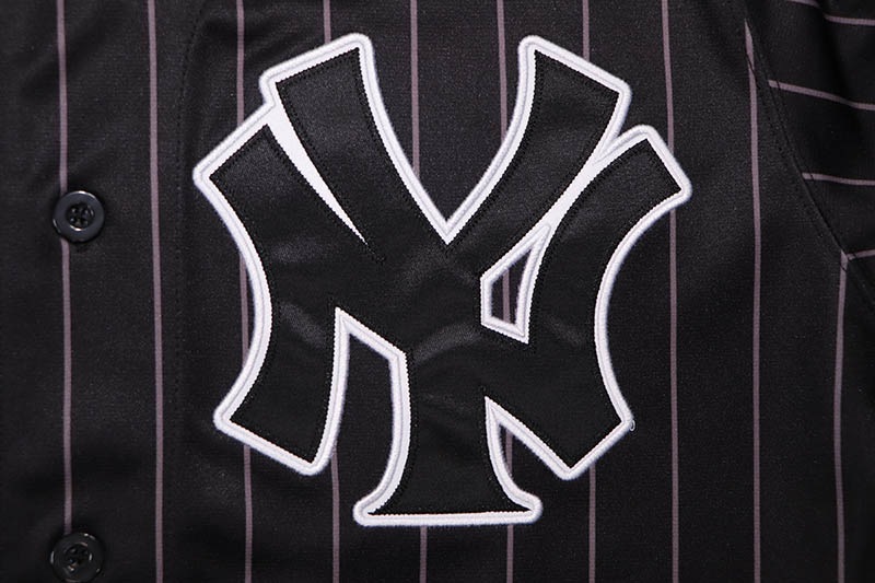 JAY-Z REASONABLE DOUBT X MITCHELL & NESS X NEW YORK YANKEES JERSEY