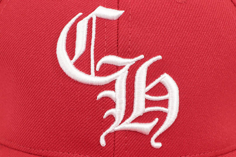 CHROME HEARTS ESSENTIALS LA EXCLUSIVE BASEBALL CAP (RED)