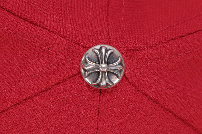 CHROME HEARTS ESSENTIALS LA EXCLUSIVE BASEBALL CAP (RED)