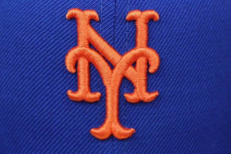NEW ERA NEW YORK METS 59FIFTY FITTED CAP (SUBWAY SERIES CITI FIELD SIDE PATCH/ROYAL BLUE)