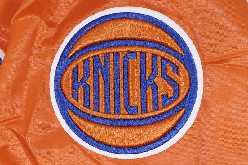 PRO STANDARD NEW YORK KNICKS WORDMARK SATIN JACKET (BNK652923:ORANGE)