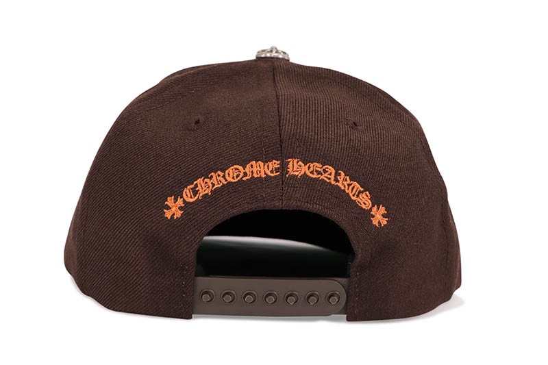 CHROME HEARTS ESSENTIALS LA EXCLUSIVE BASEBALL CAP (BROWN) | Brand