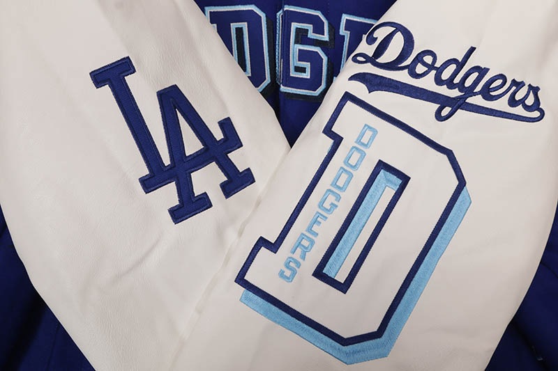 JH Design LOS ANGELES DODGERS REVERSIBLE JACKET (DOD253LCC5:ROYAL/WHITE)