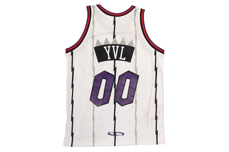 MITCHELL & NESS x PLAYBOI CARTI TORONTO RAPTORS SWINGMAN JERSEY 1998 (JY18082-TRAWHIT:WHITE)