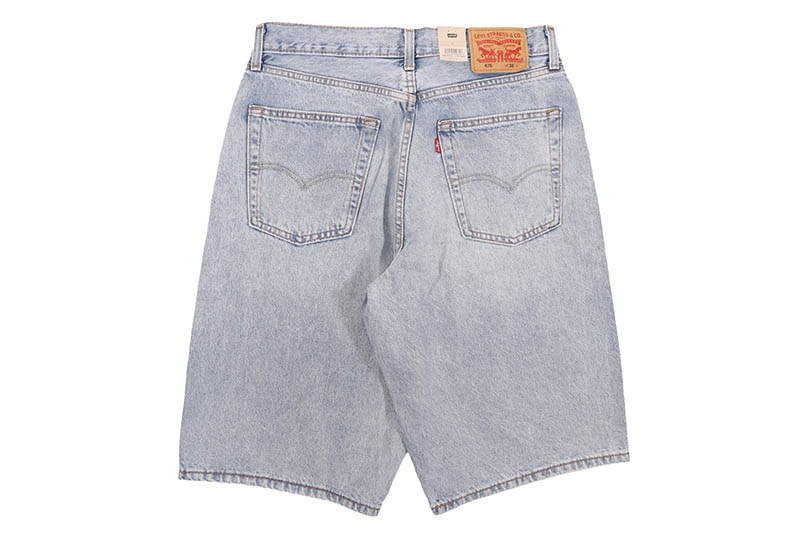 LEVI'S 470 BAGGY SHORTS (0062W0002:SUNRISE MORNING LIGHT WASH