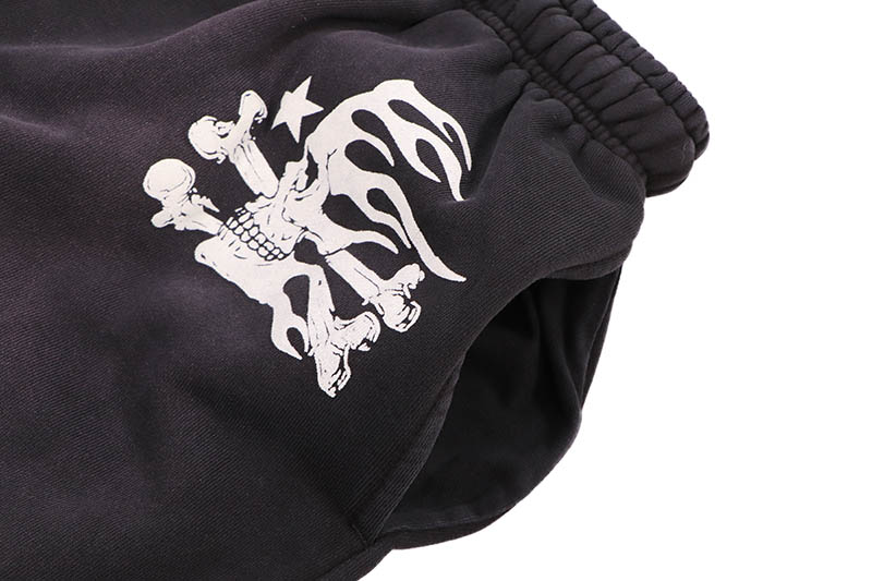 Hellstar Studios Skull Shorts ショートパンツ Hellstar Studios Skull Shorts パンツ ハーフパンツ - メルカリ