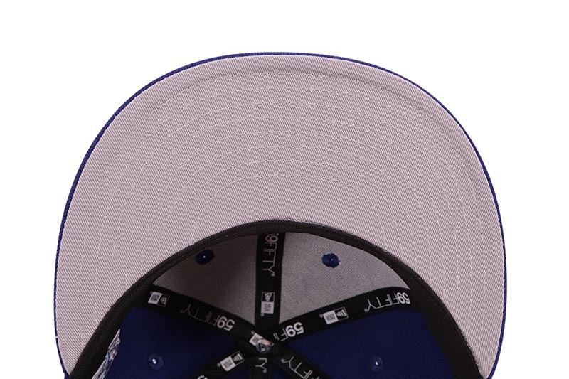 NEW ERA NEW YORK YANKEES 59FIFTY FITTED CAP (2000 WORLD SERIES SIDE PATCH/GREY UNDER VISOR/DARK ROYAL) 14490418
