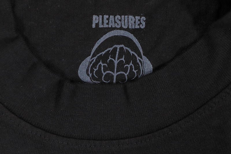 PLEASURES ROCKSTAR T-SHIRT (BLACK)