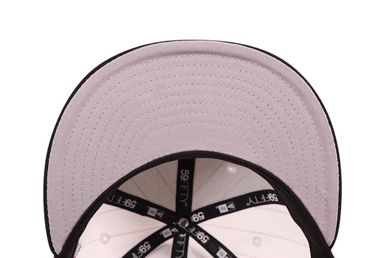 NEW ERA NEW YORK YANKEES 59FIFTY FITTED CAP (1999 WORLD SERIES SIDE PATCH/GREY UNDER VISOR/PINSTRIPE NAVY) 70891966