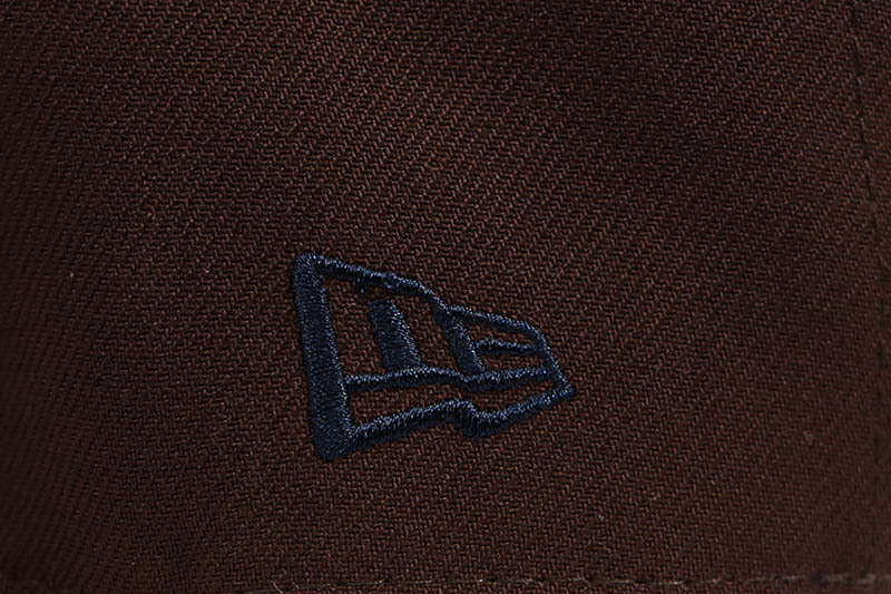 NEW ERA SAN DIEGO PADRES 59FIFTY FITTED CAP (1998 WORLD SERIES CUSTOM SIDE PATCH/GREY UNDER VISOR/BURNTWOOD NAVY) 70945496