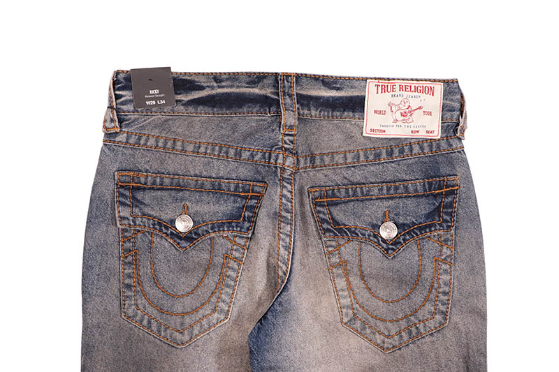 TRUE RELIGION RICKY BIG T STRAIGHT JEAN 34�� (109593:WARM SAND MED WASH WITH RIPS)