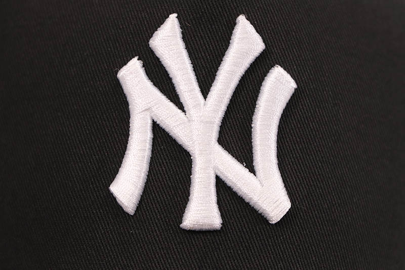 NEW ERA NEW YORK YANKEES 2000 SUBWAY SERIES SIDE PATCH 9FORTY A-FRAME ADJUSTABLE CAP (BLACK) 13328260