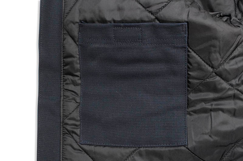 Carhartt DUCK TRADITIONAL ARCTIC QUILT-LINED COAT (C003:DARK NAVY)