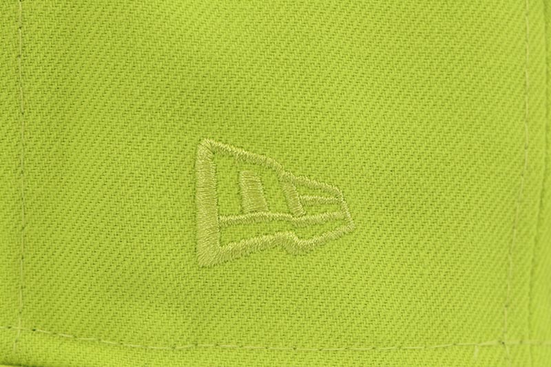 NEW ERA NEW YORK YANKEES 59FIFTY FITTED CAP (1996 WORLD SERIES SIDE PATCH/GREY UNDER VISOR/CYBER GREEN) 14490419