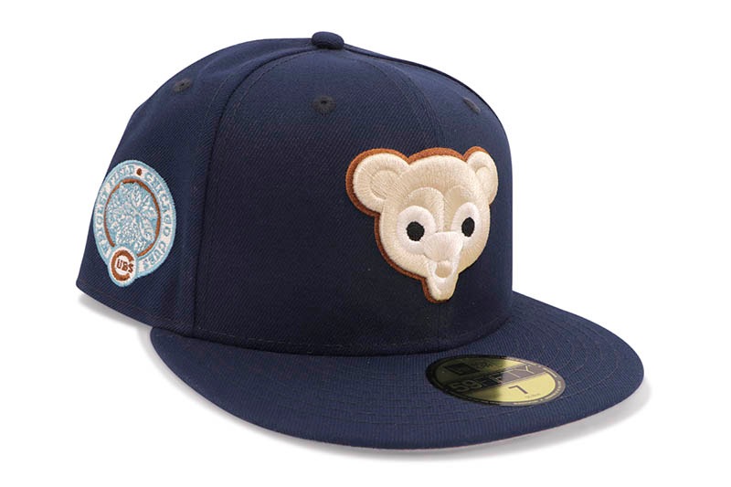 NEW ERA CHICAGO CUBS 59FIFTY FITTED CAP (WRIGLEY FIELD CUSTOM SIDE PATCH/GREY UNDER VISOR/NAVY)