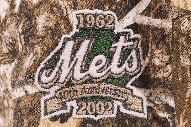 NEW ERA NEW YORK METS 59FIFTY FITTED CAP (40TH ANNIVERSARY SIDE PATCH/GREY UNDER VISOR/REALTREE CAMO BLACK) 14516890