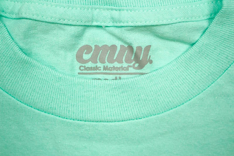 CLASSIC MATERIAL NY SUNFLOWER SEEDS & QUARTER WATERS T-SHIRT (CELADON)