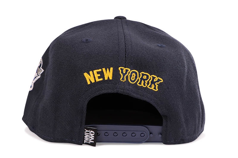 [極美品]TWNTY TWO LOSANGELES SNAP BACK CAP TWNTY TWO LIMITED EDITION DEADSTOCK 