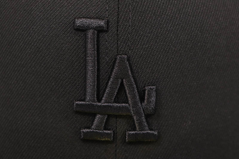 NEW ERA LOS ANGELES DODGERS 59FIFTY FITTED CAP (BLACK/BLACK) 14525224