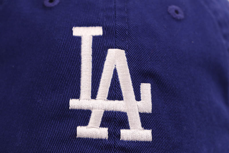 NEW ERA LOS ANGEKLES DODGERS SIDE PATCH 9TWENTY ADJUSTABLE CAP (DARK ROYAL) 14388719