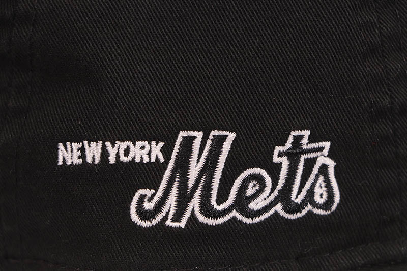 NEW ERA NEW YORK METS SIDE PATCH 9TWENTY ADJUSTABLE CAP (BLACK) 14388718