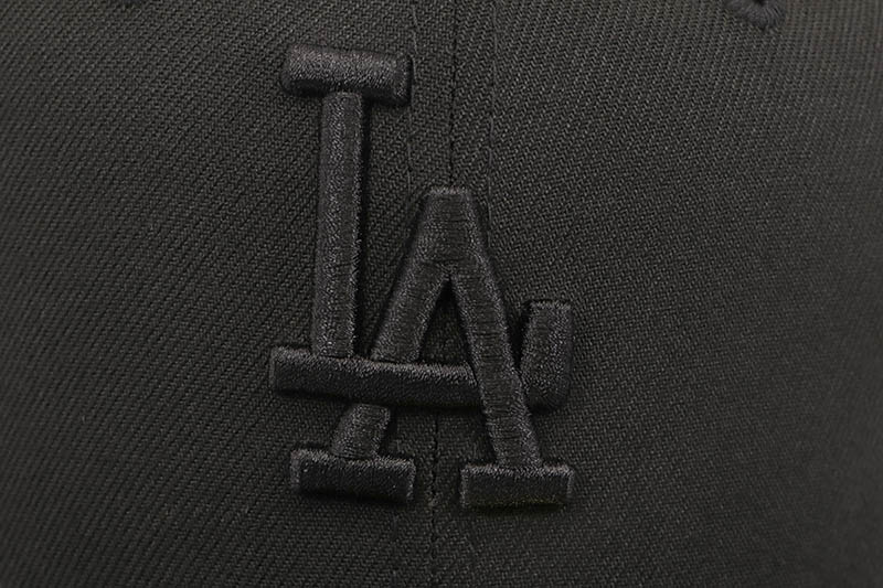 NEW ERA LOS ANGELES DODGERS 59FIFTY FITTED CAP (SHOHEI OHTANI BATTING SIDE PATCH/GREY UNDER VISOR/BLACKOUT) 60595095