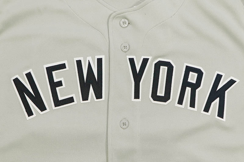 MITCHELL&NESSオーセンティック ニューヨークヤンキース リベラ 42 Mitchell & Ness Cooperstown Collection Mariano Rivera Jersey