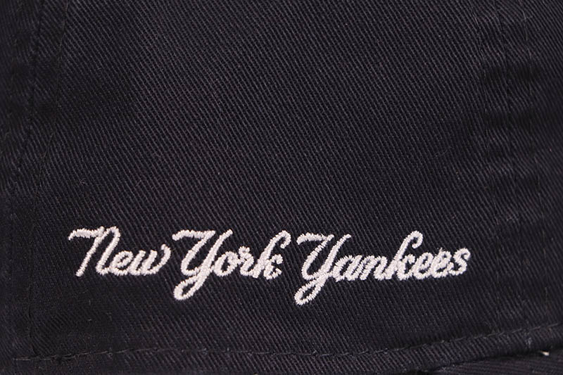 NEW ERA NEW YORK YANKEES SIDE PATCH 9TWENTY ADJUSTABLE CAP (NAVY) 14388717