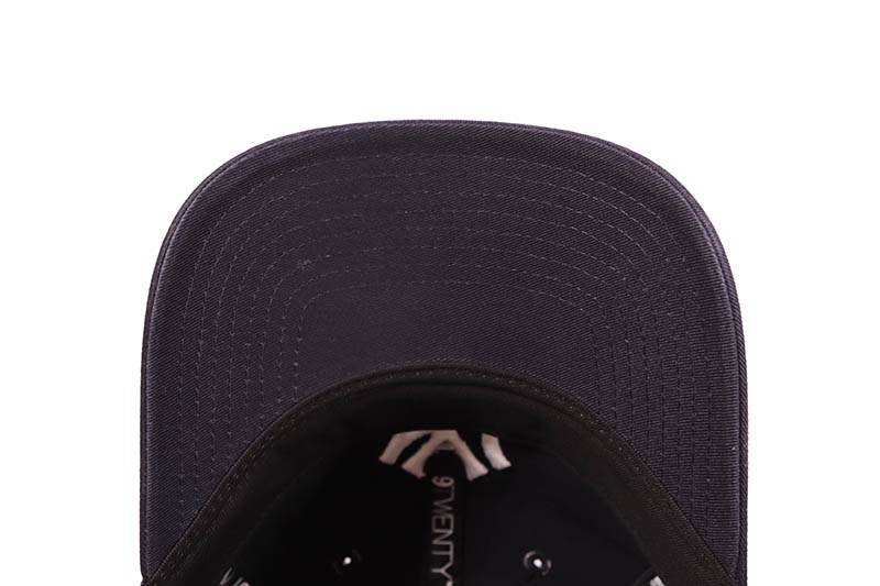 NEW ERA NEW YORK YANKEES SIDE PATCH 9TWENTY ADJUSTABLE CAP (NAVY) 14388717