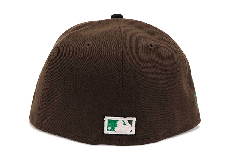 NEW ERA SEATTLE MARINERS 59FIFTY FITTED CAP (30TH ANNIVERSARY CUSTOM SIDE PATCH/MOUNTAIN PINE UNDER VISOR/WALNUT BLACK)
