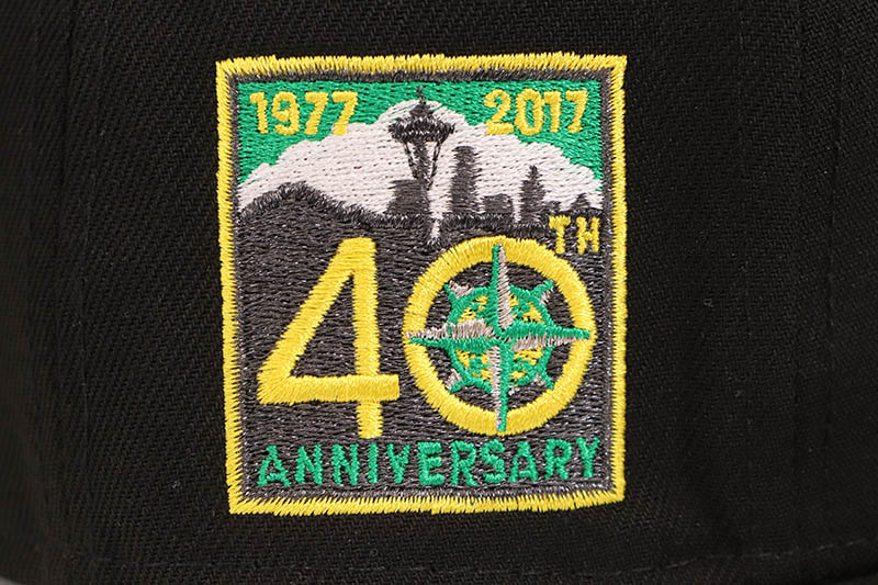 NEW ERA SEATTLE MARINERS 59FIFTY FITTED CAP (40TH ANNIVERSARY CUSTOM SIDE PATCH/KELLY UNDER VISOR/BLACK) 14439534