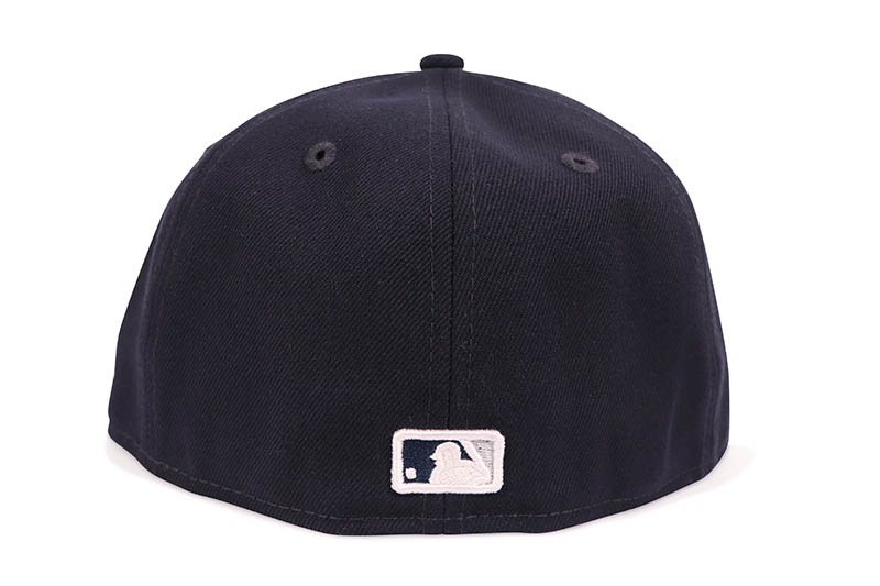 NEW ERA NEW YORK YANKEES 59FIFTY FITTED CAP (RHINESTONE BADGE/NAVY) 14668127