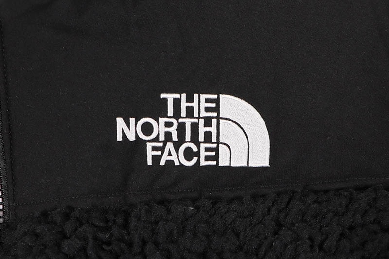 THE NORTH FACE HIGH PILE NUPTSE JACKET (NF0A5A84JK3:TNF BLACK