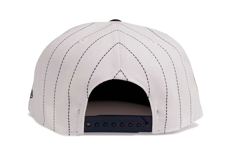NEW ERA NEW YORK YANKEES STATUE OF LIBERTY 9FIFTY SNAPBACK CAP (1962 WORLD SERIES SIDE PATCH/RED UNDER VISOR/PINSTRIPE NAVY)